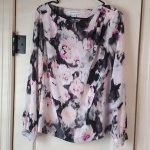 NWOT* LIZ CLAIBORNE BLOUSE
